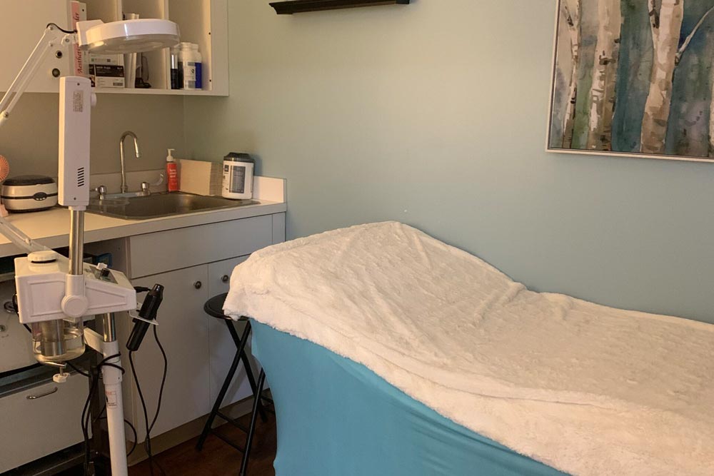 Cosmetic treatment room - severn river